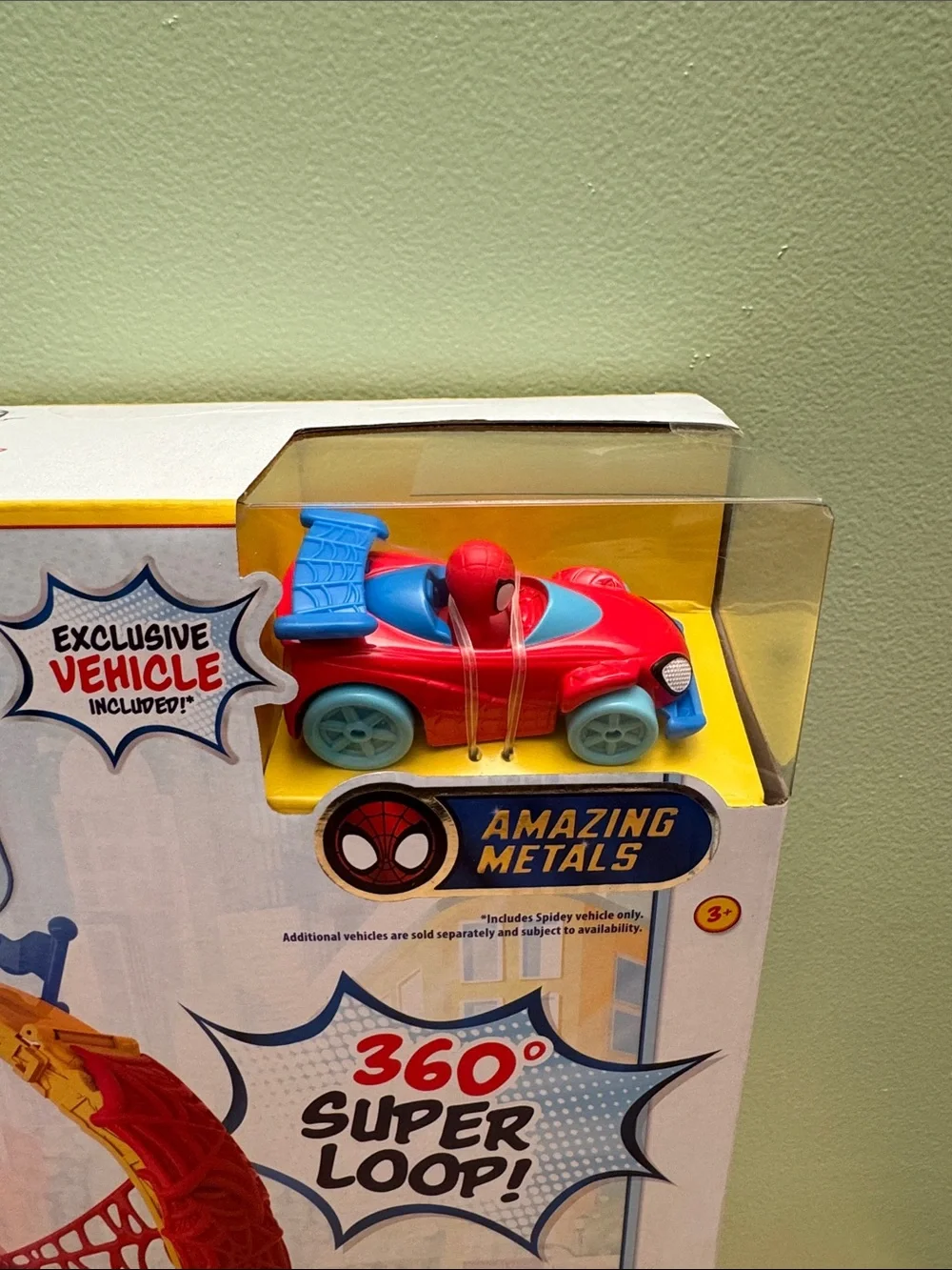 Marvel Spidey and his Amazing Friends 360° Super Loop Playset - Red & Yellow
